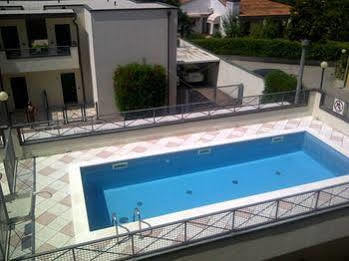 Vecchio Faro Hotel *